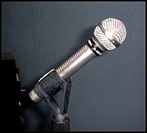 AKG D-24 Photo